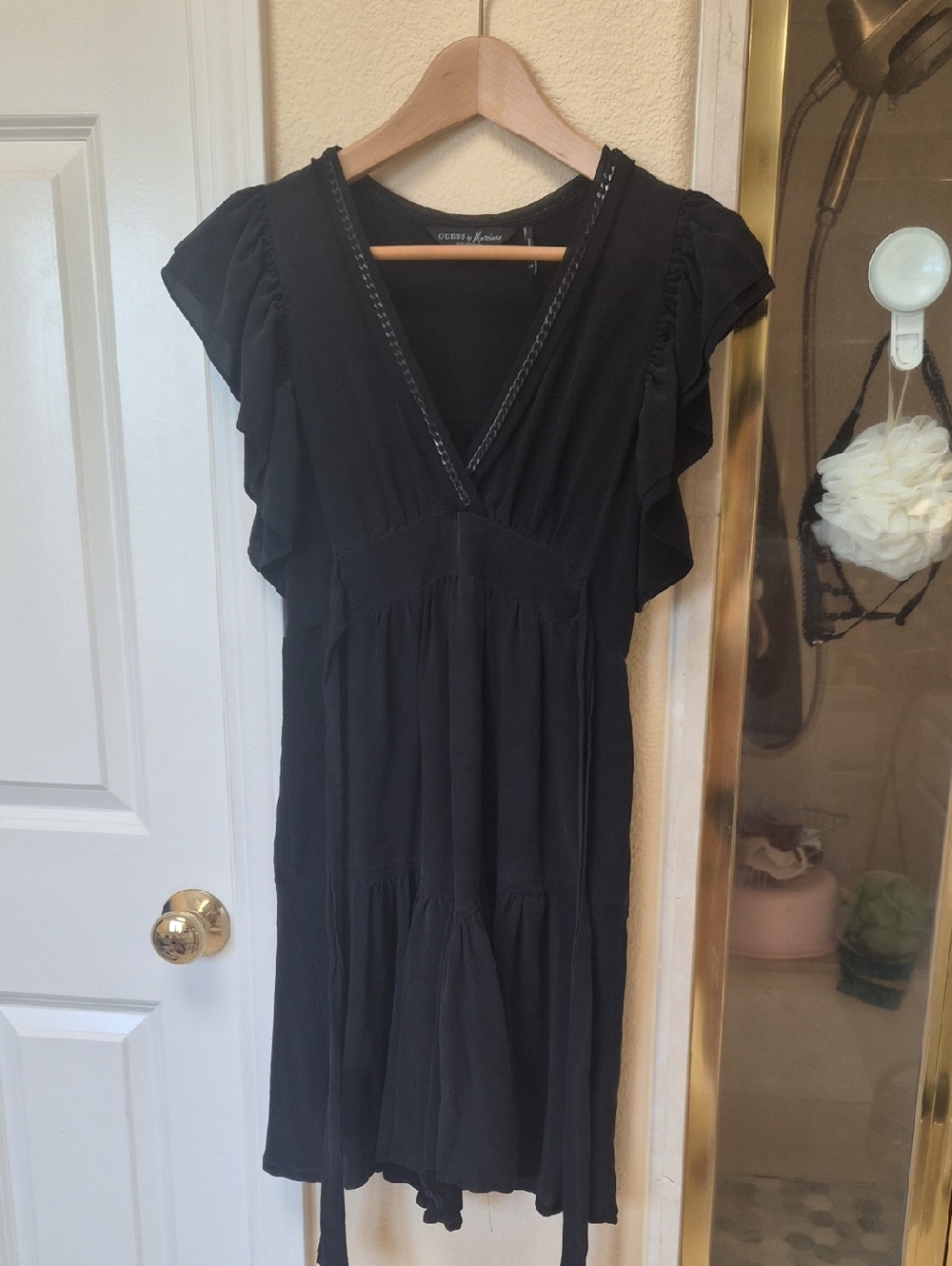 Guess  Black Midi Dress with V-Neck and Flutter Sleeves